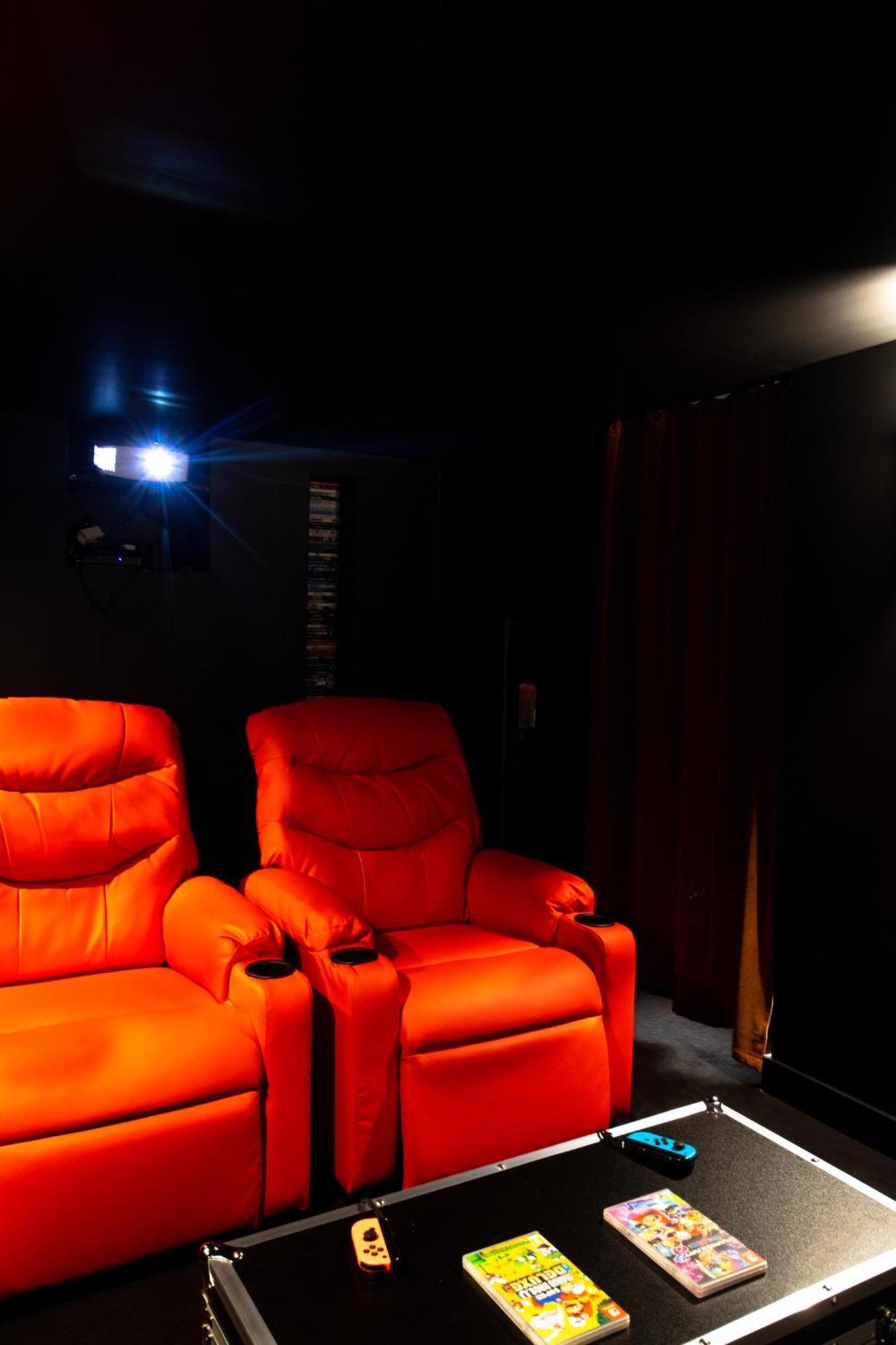 Villa La & Cinema Saint-Lambert-du-Lattay